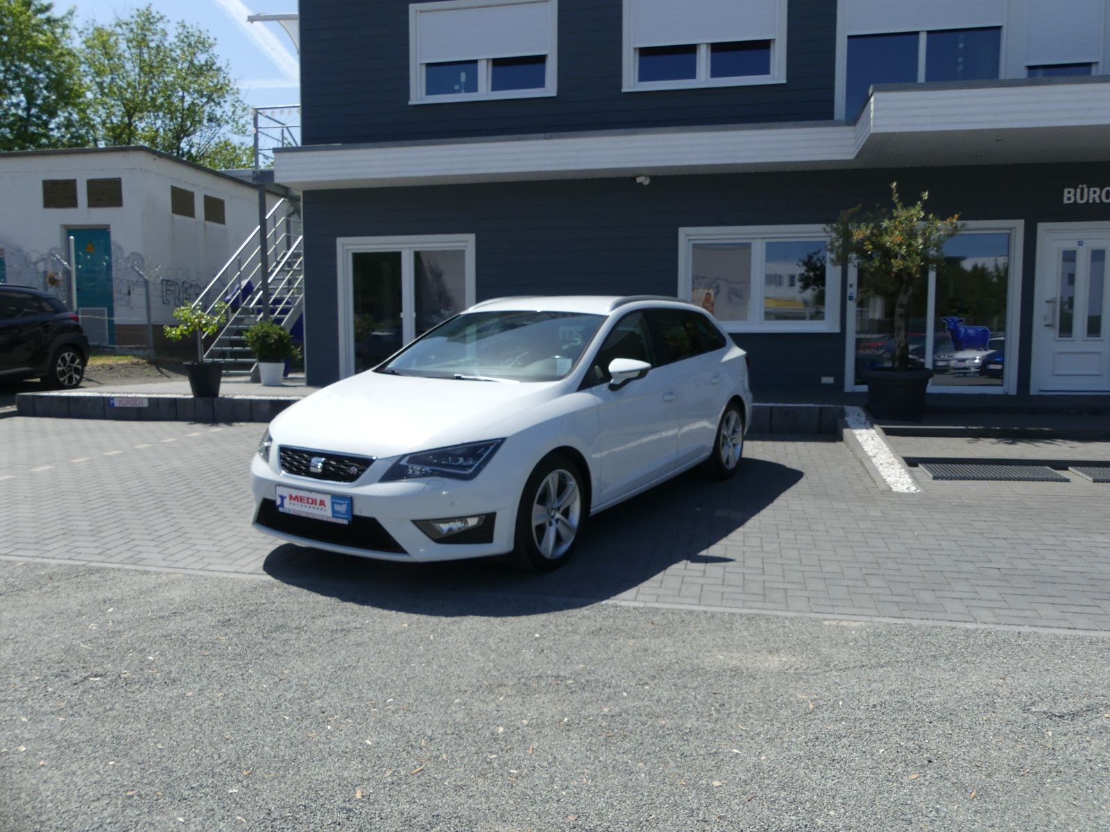 Fahrzeugabbildung SEAT Leon ST FR