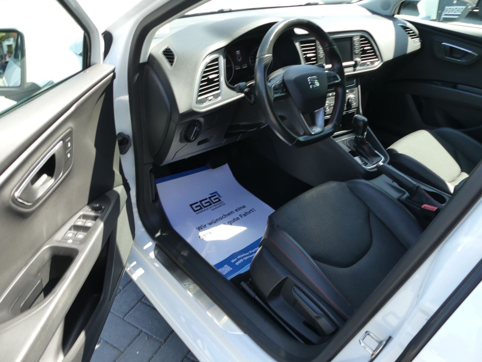 Fahrzeugabbildung SEAT Leon ST FR
