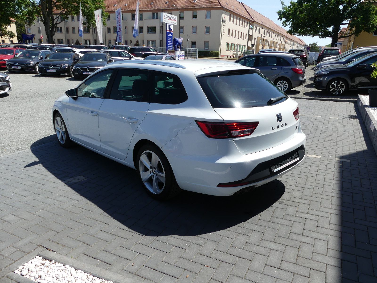 Fahrzeugabbildung SEAT Leon ST FR