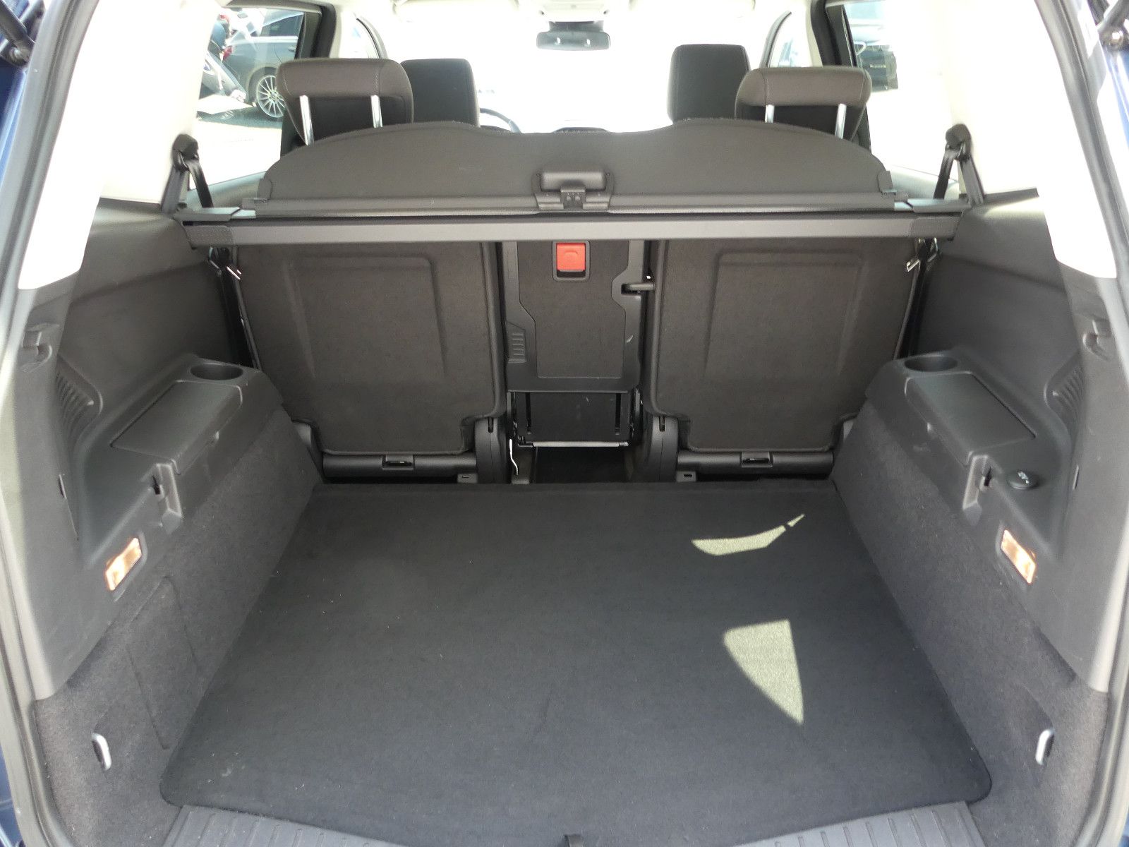 Fahrzeugabbildung Ford Grand C-Max Grand C-MAX Titanium