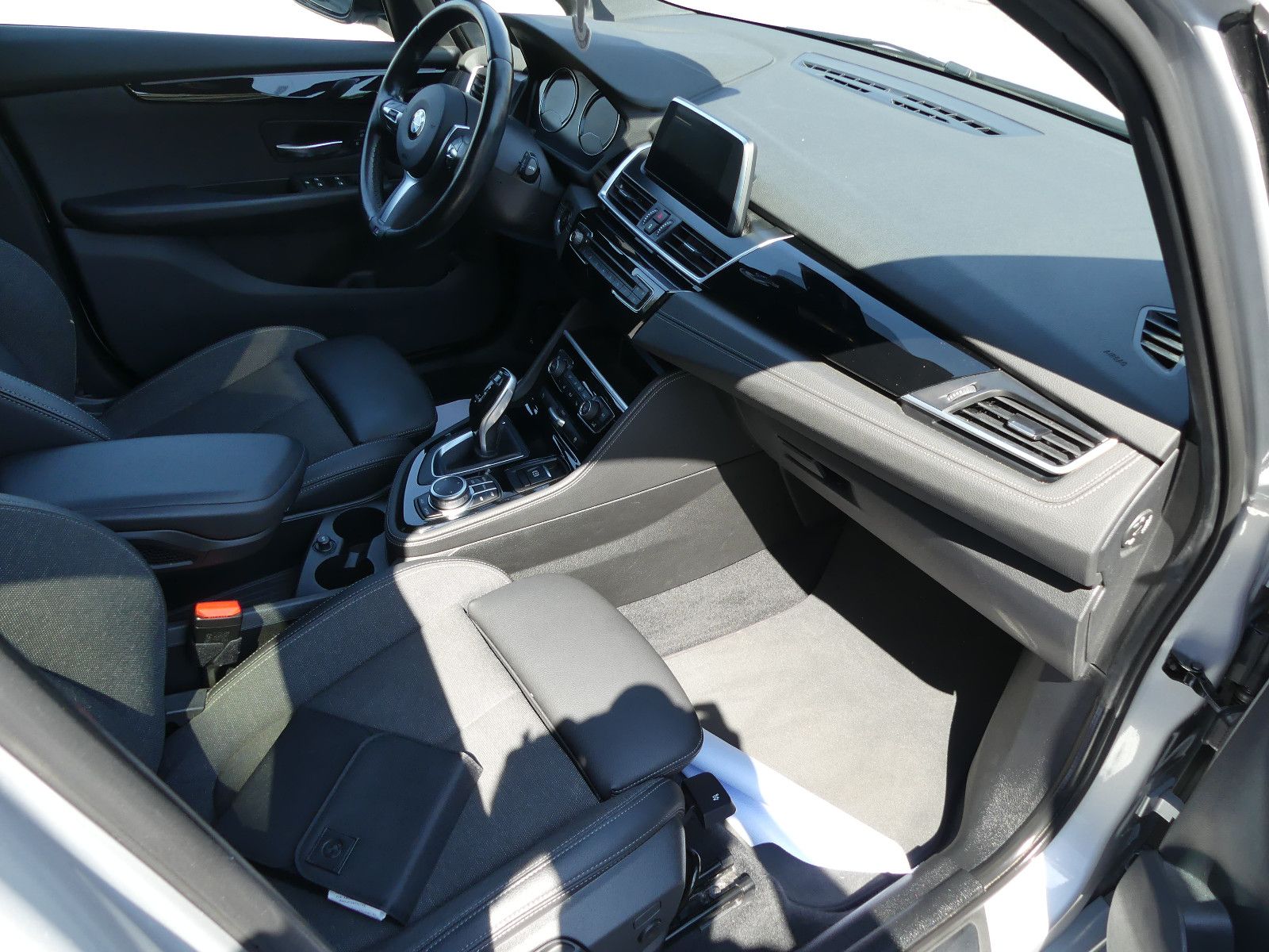 Fahrzeugabbildung BMW 218 2 Gran Tourer 218 d M Sport"AUTOMATIK"7.Sitz