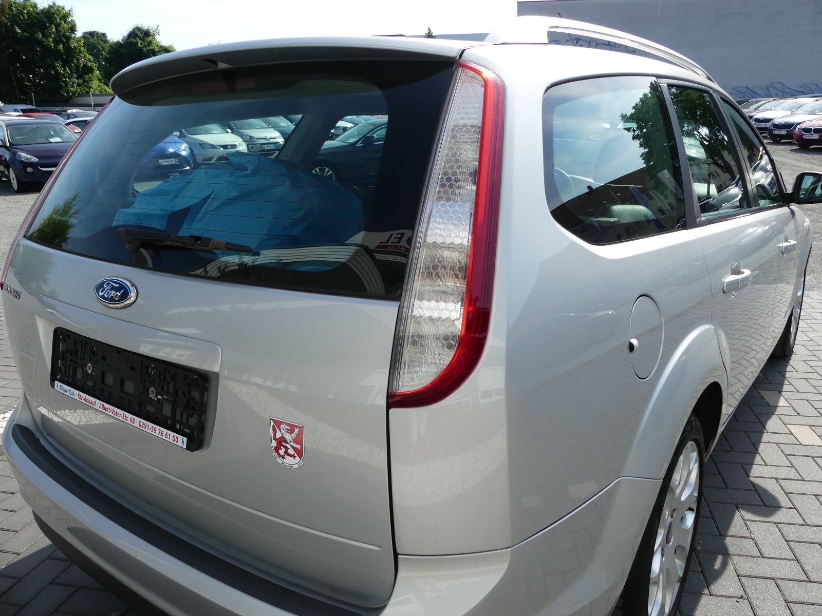 Fahrzeugabbildung Ford Focus Turnier Sport, *TÜV NEU*