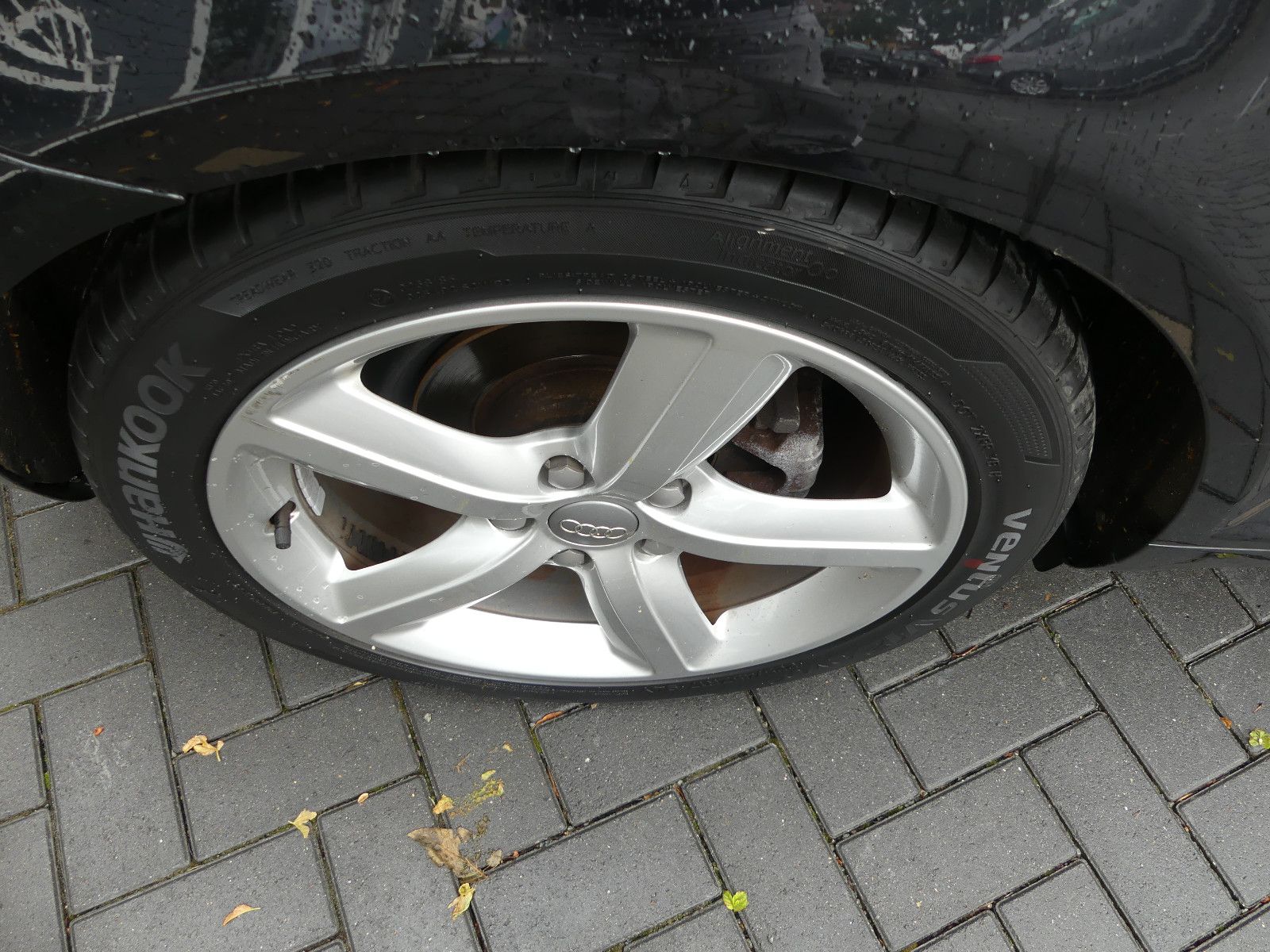 Fahrzeugabbildung Audi A3 Sportback 1.8 TFSI S line Sportpaket plus