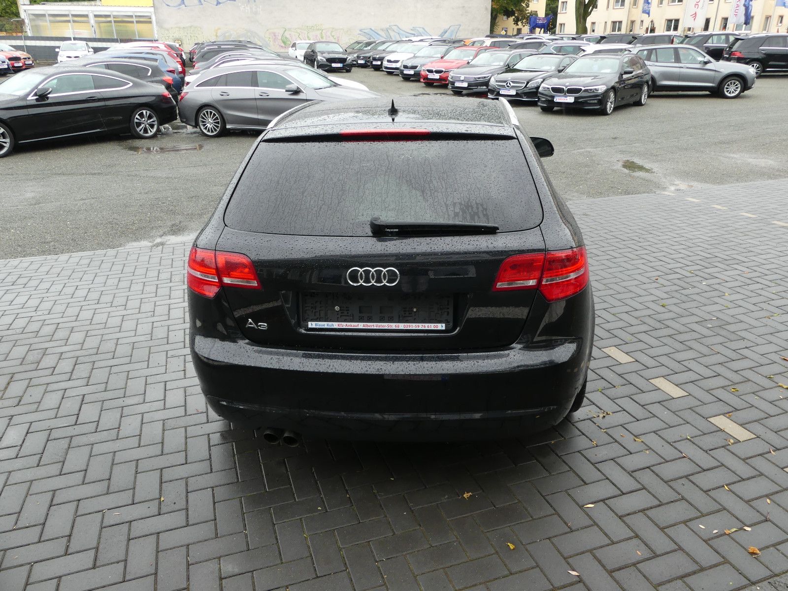 Fahrzeugabbildung Audi A3 Sportback 1.8 TFSI S line Sportpaket plus