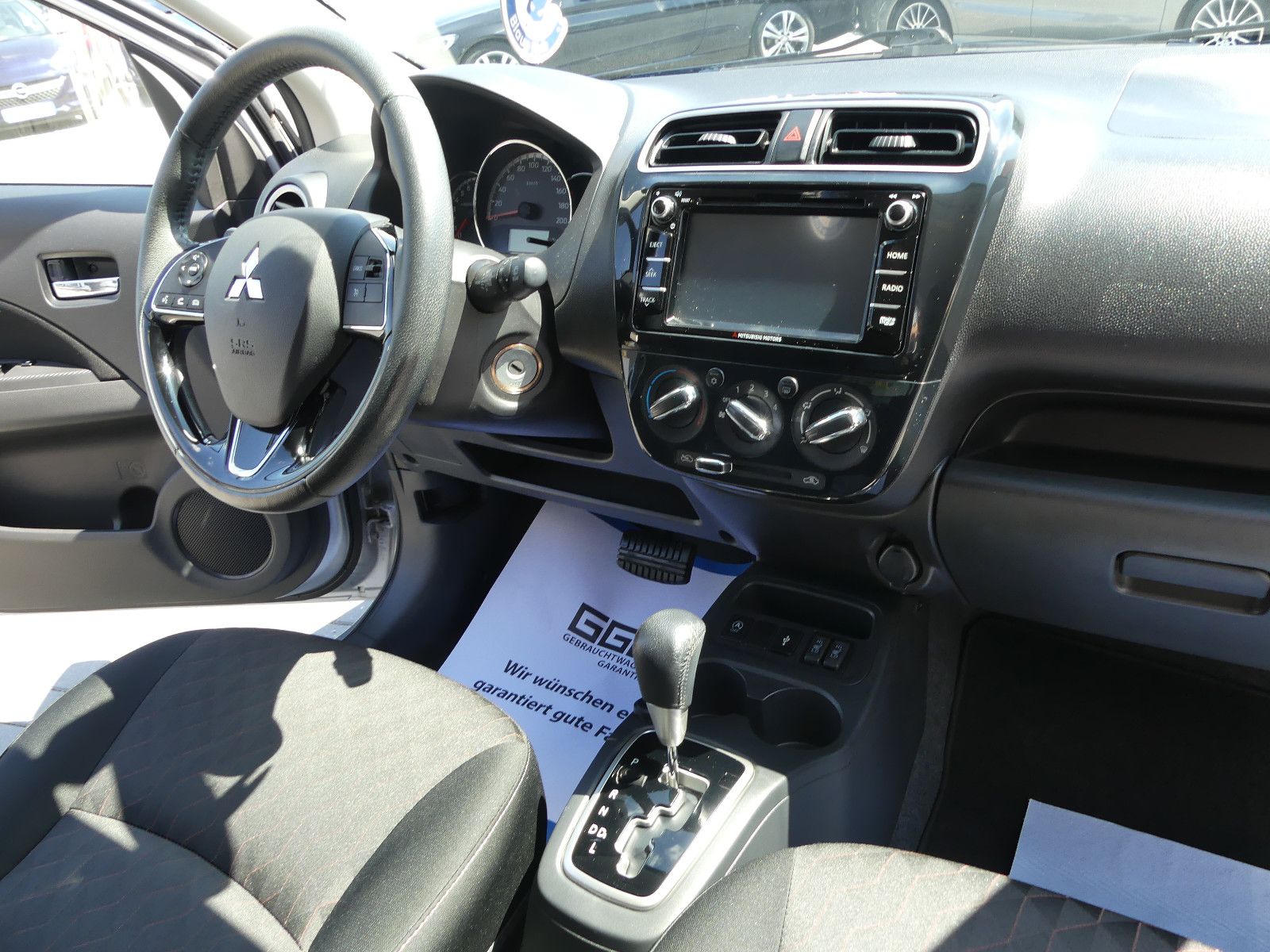 Fahrzeugabbildung Mitsubishi Space Star Intro Edition+"24TKM"AUTOMATIK"