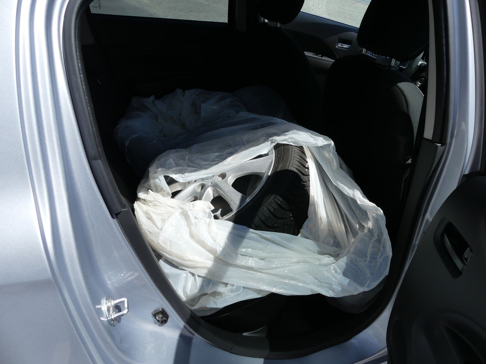 Fahrzeugabbildung Mitsubishi Space Star Intro Edition+"24TKM"AUTOMATIK"
