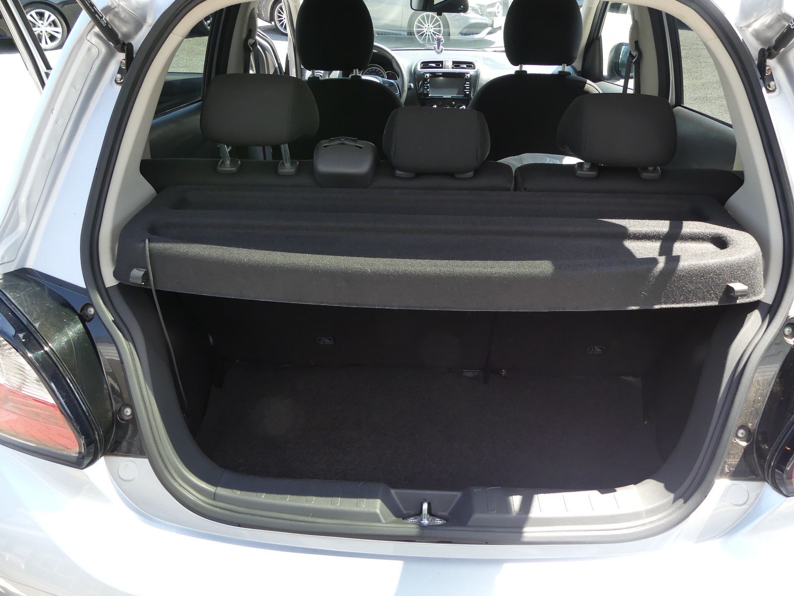 Fahrzeugabbildung Mitsubishi Space Star Intro Edition+"24TKM"AUTOMATIK"