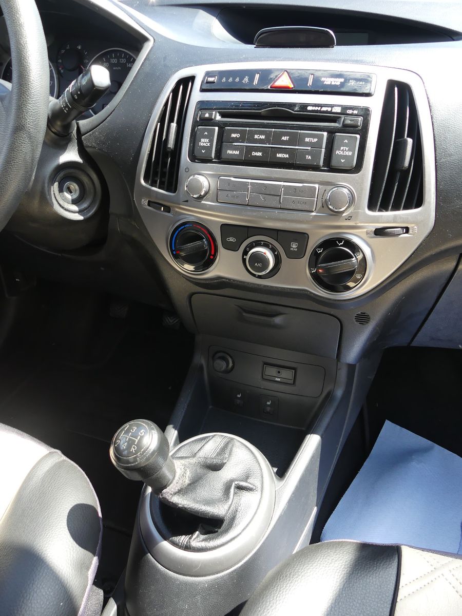 Fahrzeugabbildung Hyundai i20 Classic"76TKM"