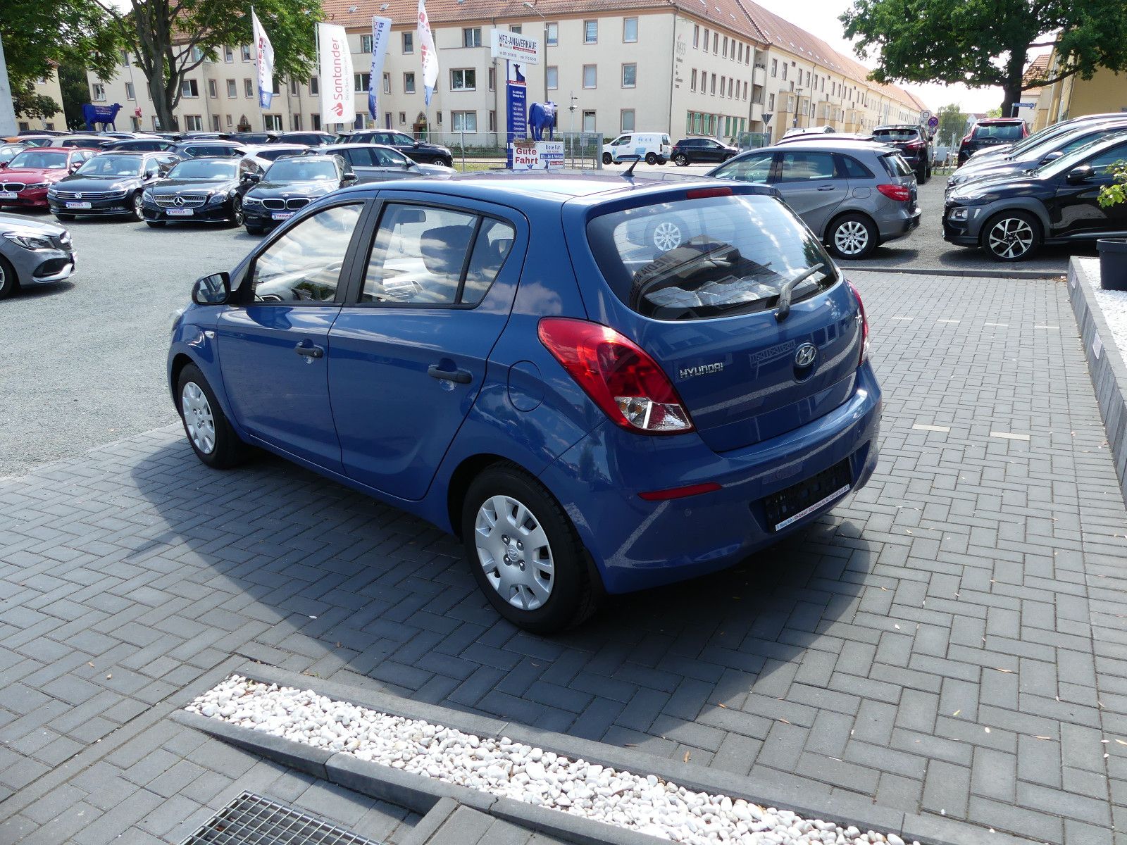 Fahrzeugabbildung Hyundai i20 Classic"76TKM"