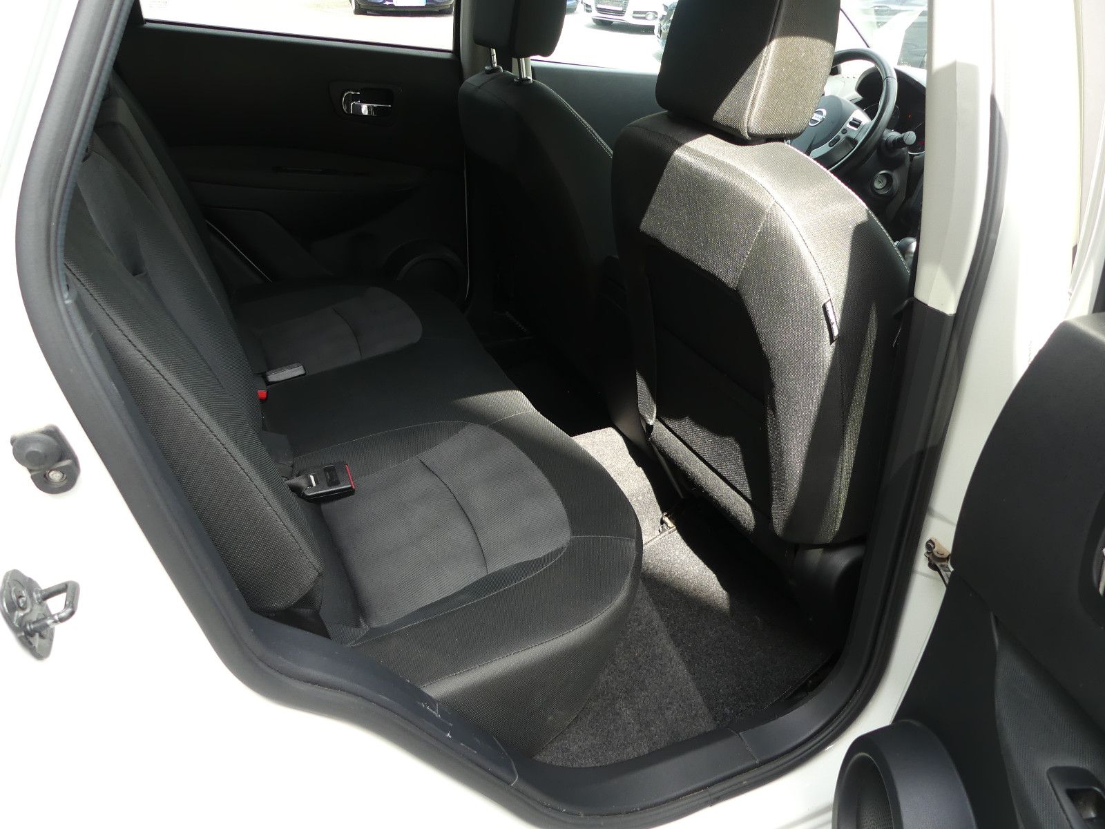 Fahrzeugabbildung Nissan Qashqai..1.6, *30.000 KM*, AUTOMATIK