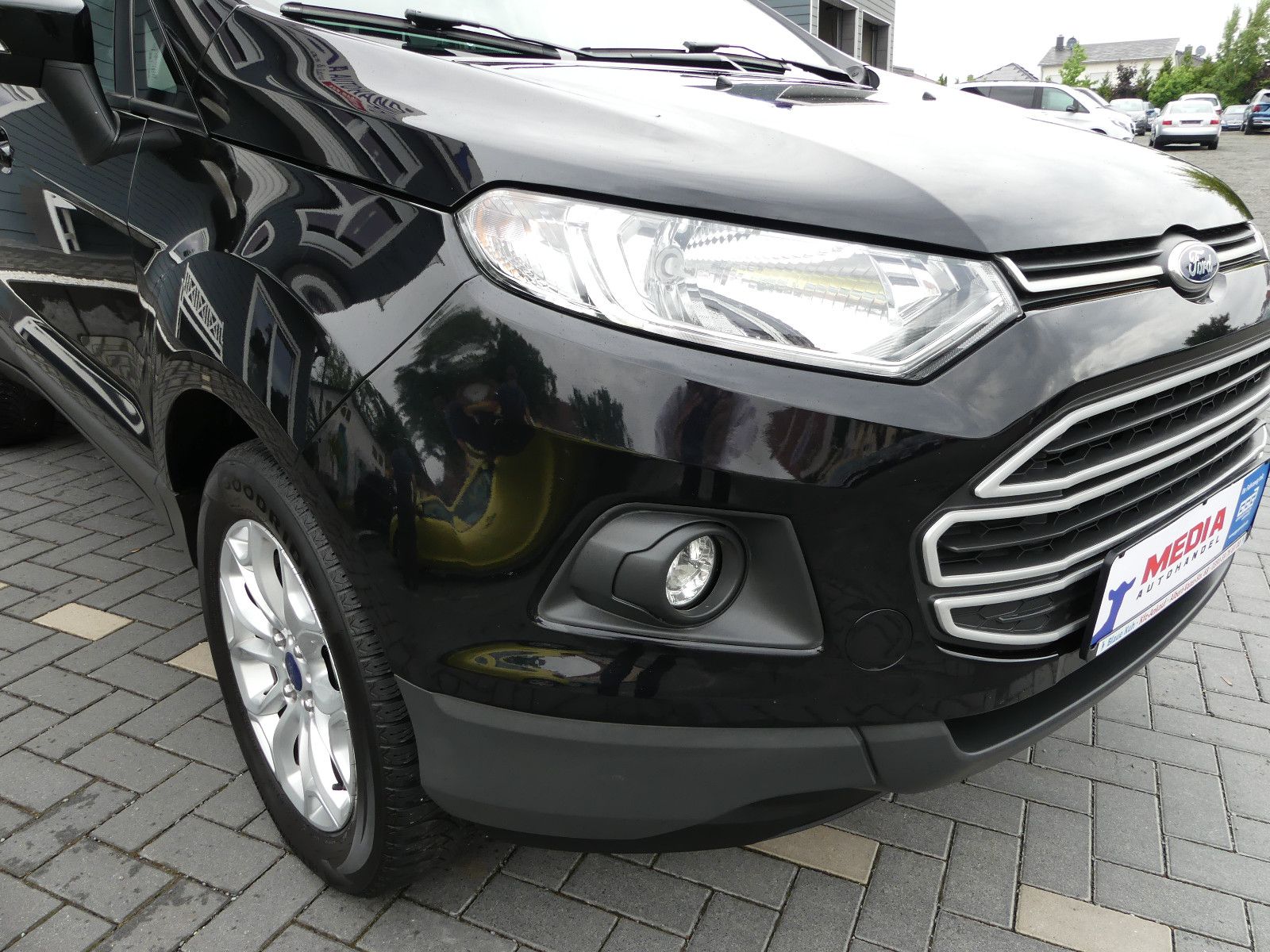 Fahrzeugabbildung Ford EcoSport Trend