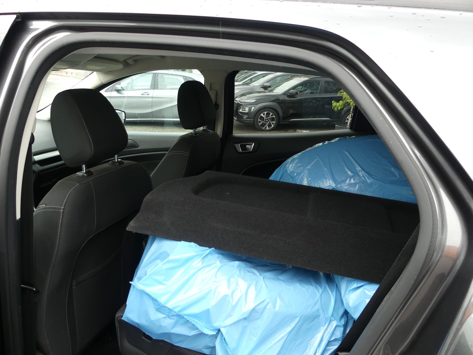 Fahrzeugabbildung Ford EcoSport Cool & Connect