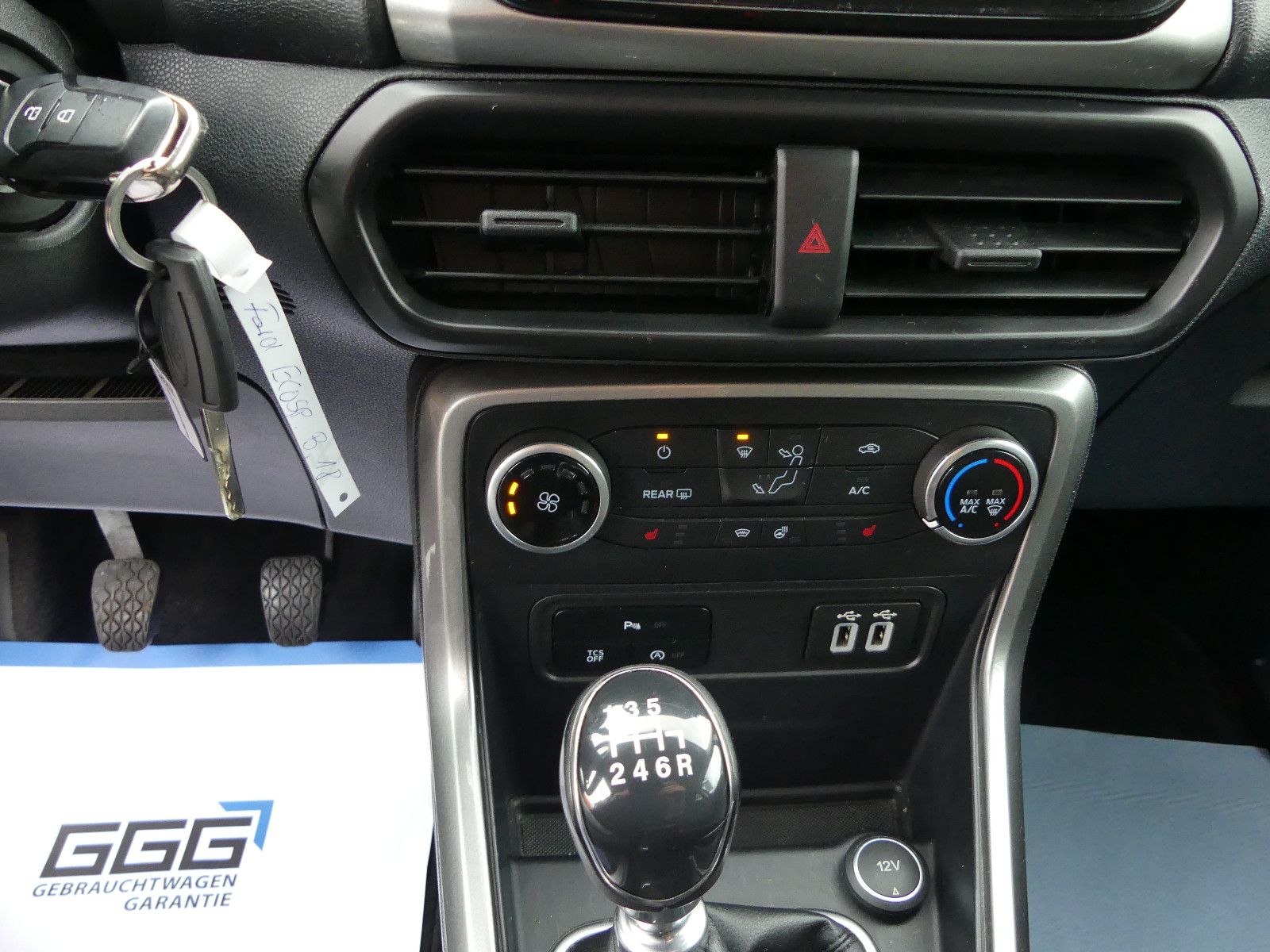 Fahrzeugabbildung Ford EcoSport Cool & Connect