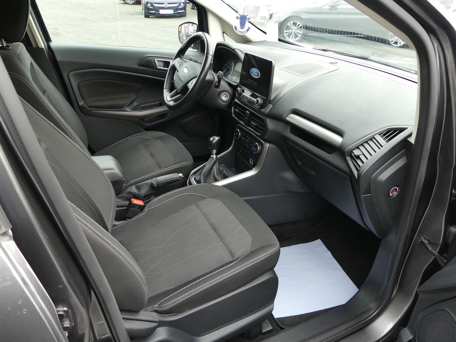 Fahrzeugabbildung Ford EcoSport Cool & Connect