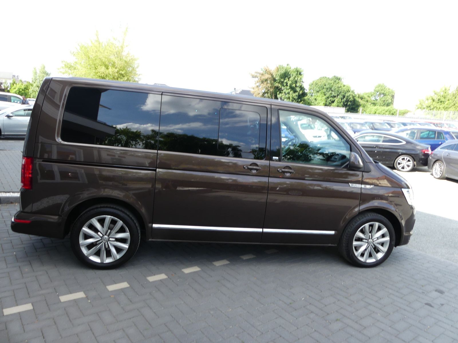 Fahrzeugabbildung Volkswagen T6 Multivan"ALLRAD"AUTOMATIK"7.SITZER"