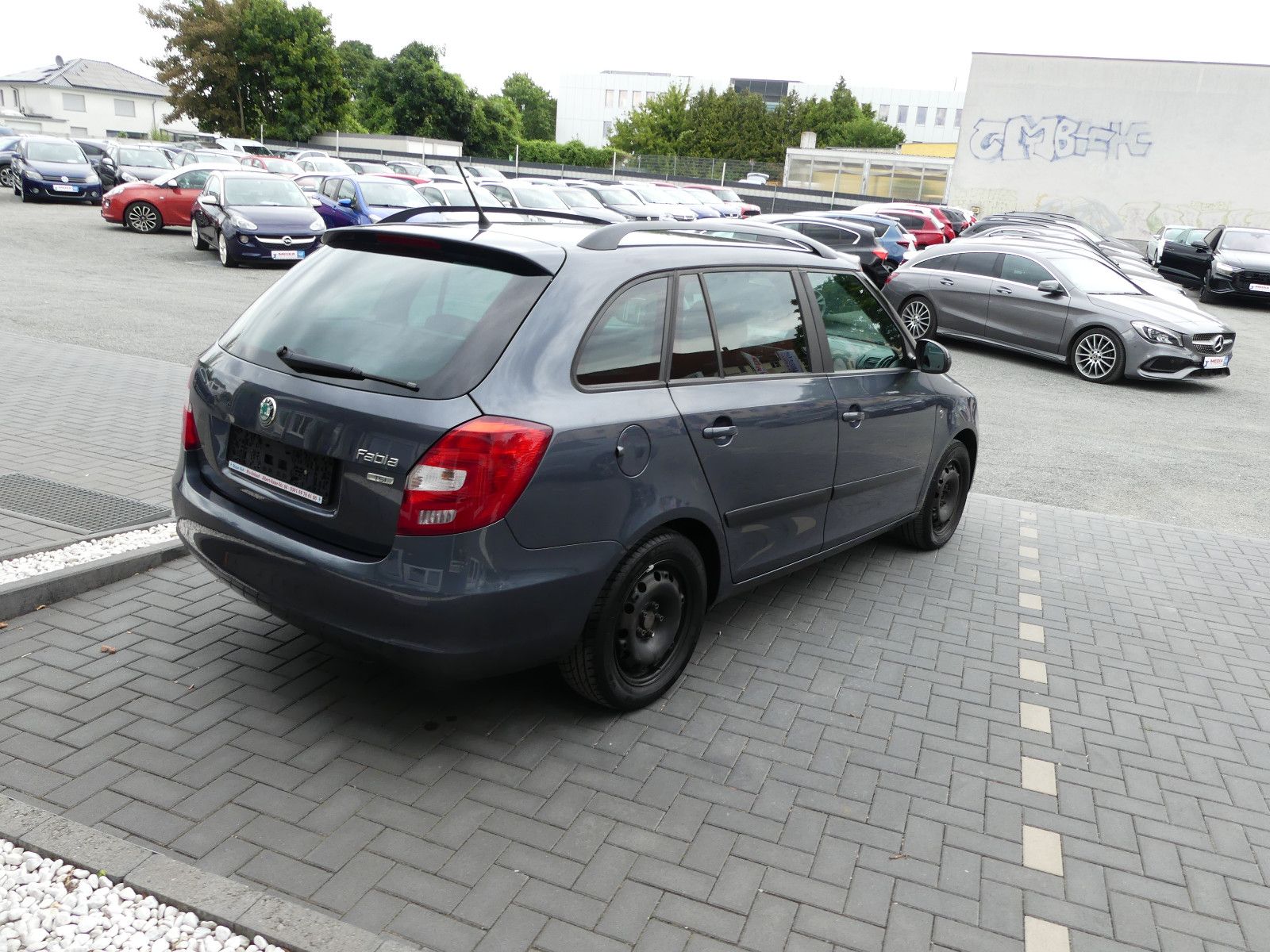 Fahrzeugabbildung SKODA Fabia Combi Ambition