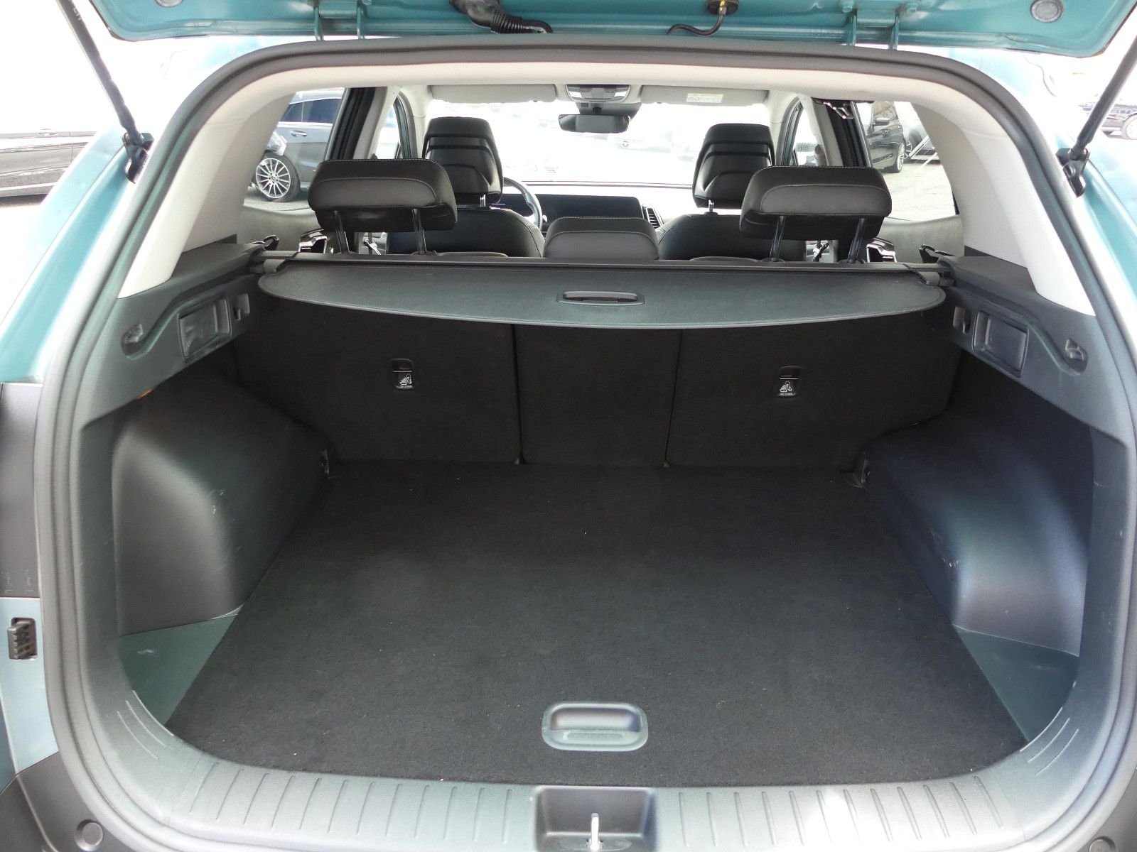 Fahrzeugabbildung Kia Sportage Vision, Automatik