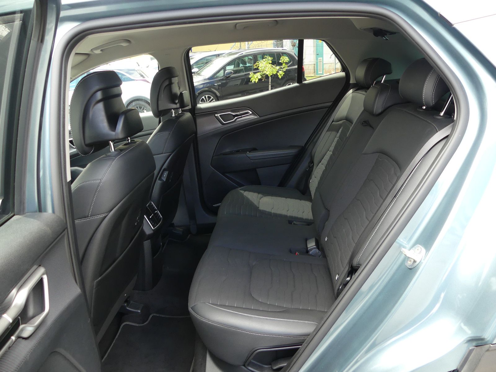 Fahrzeugabbildung Kia Sportage Vision, Automatik