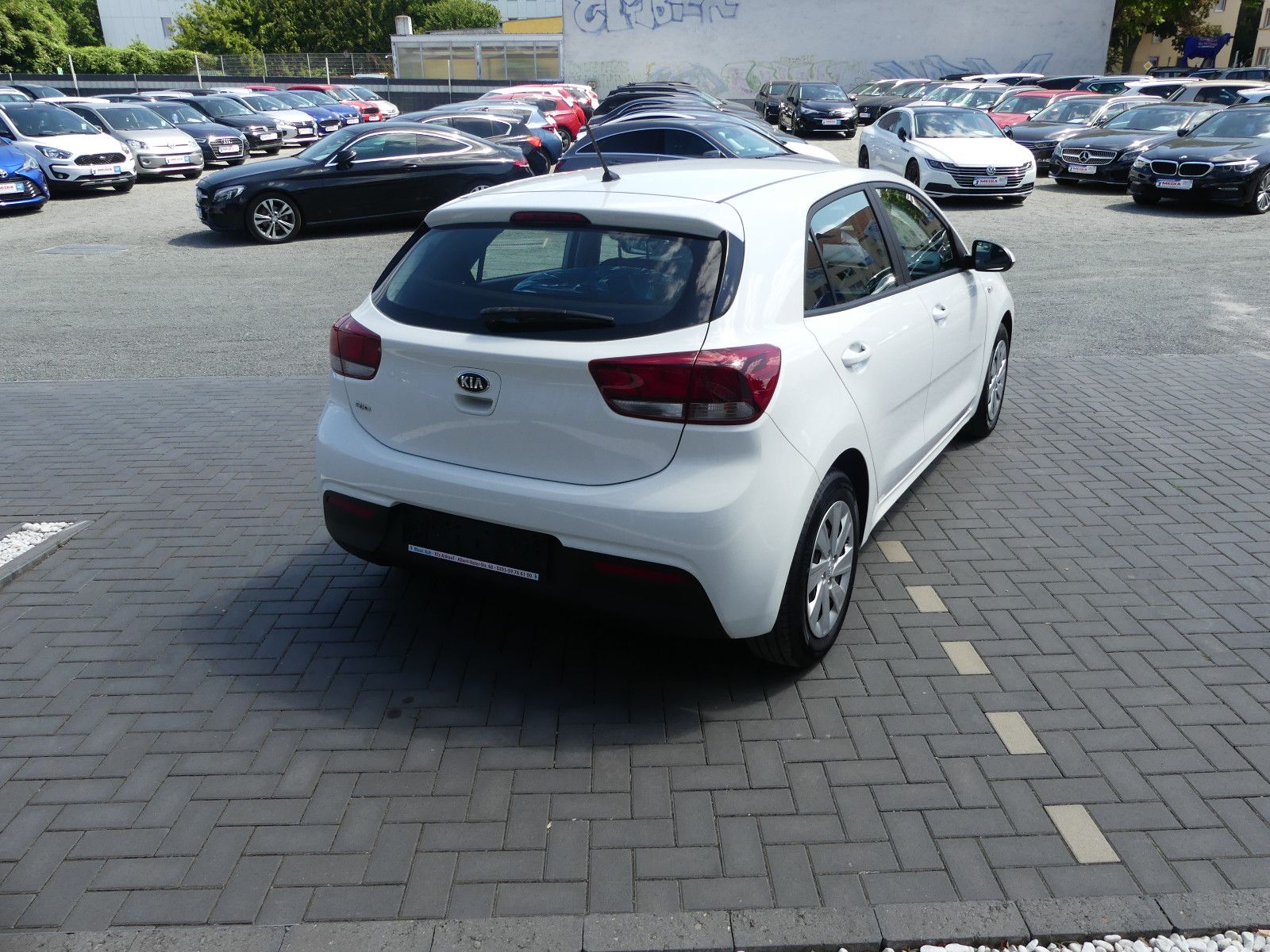 Fahrzeugabbildung Kia Rio Edition 7 "92TKM"1.HAND"