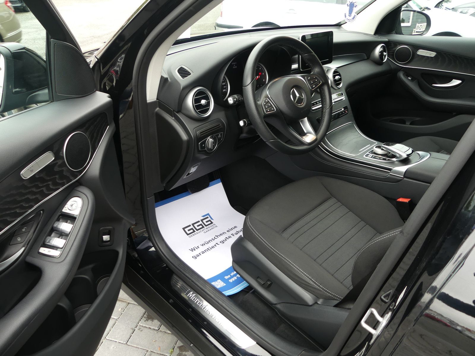 Fahrzeugabbildung Mercedes-Benz GLC 220 GLC GLC 220 d 4Matic