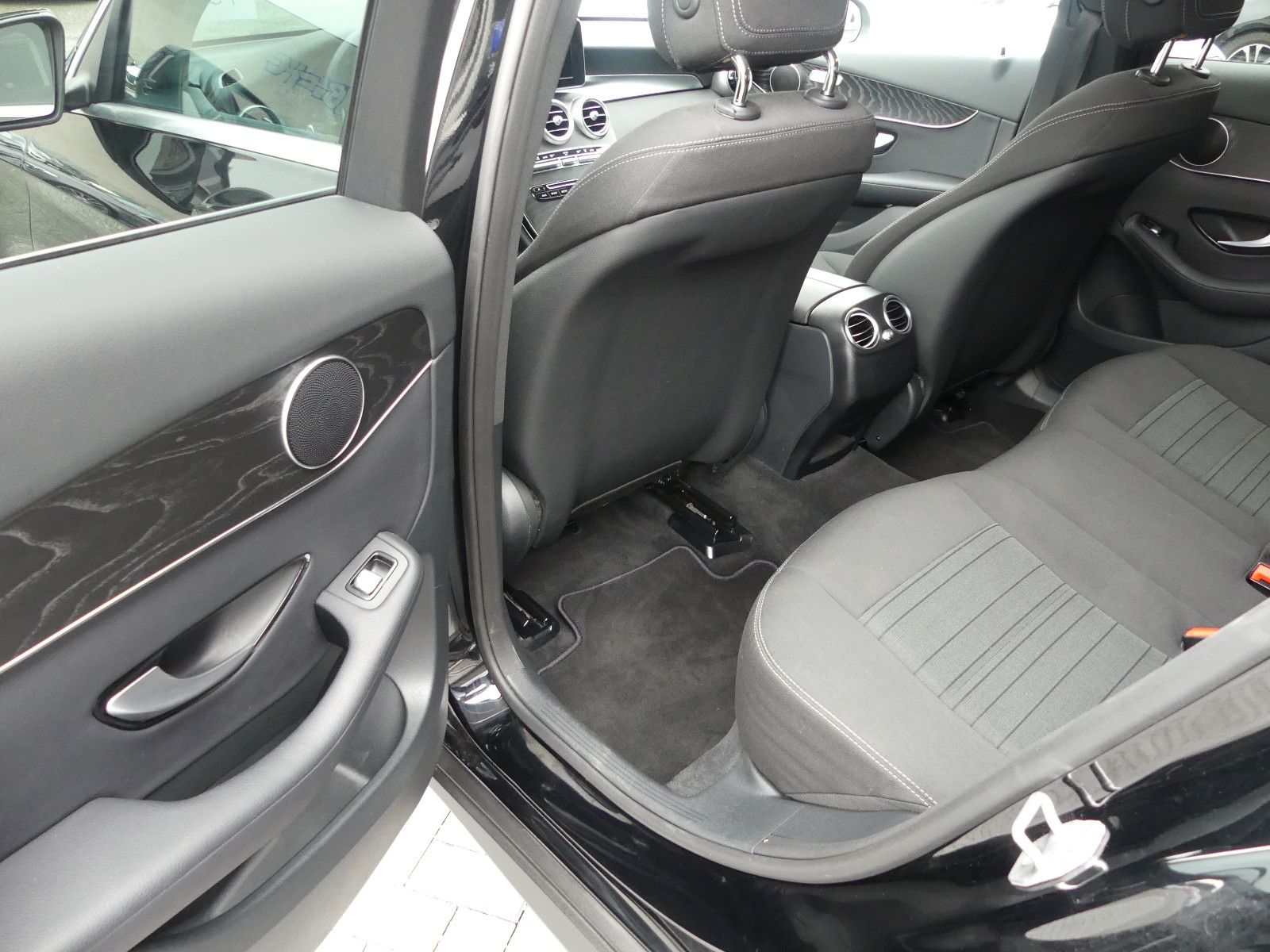 Fahrzeugabbildung Mercedes-Benz GLC 220 GLC GLC 220 d 4Matic