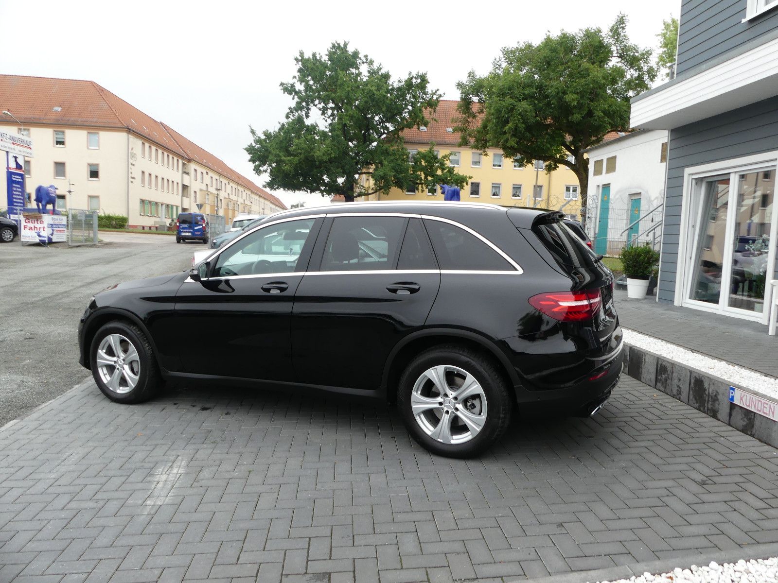 Fahrzeugabbildung Mercedes-Benz GLC 220 GLC GLC 220 d 4Matic