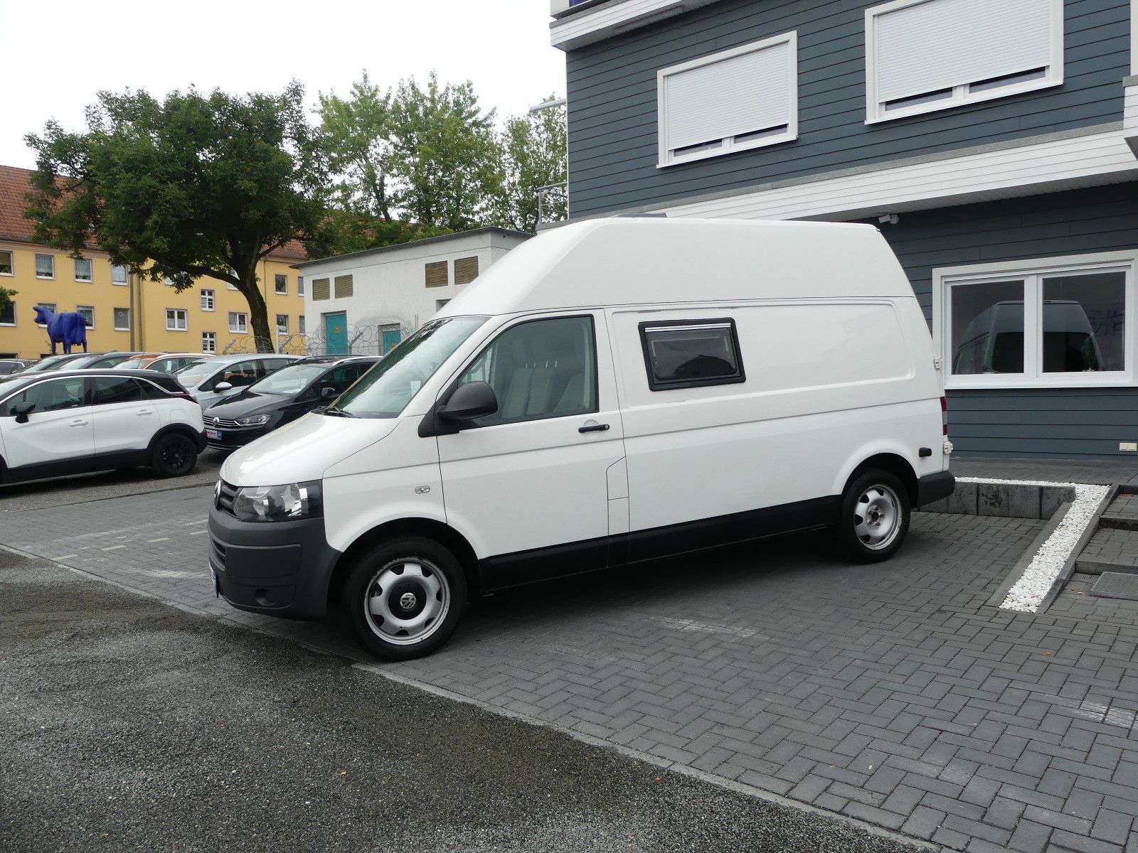Fahrzeugabbildung Volkswagen T5 Transporter Kasten-Kombi Kasten-Hochdach lang
