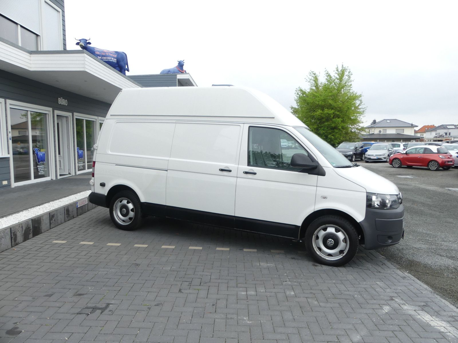 Fahrzeugabbildung Volkswagen T5 Transporter Kasten-Kombi Kasten-Hochdach lang