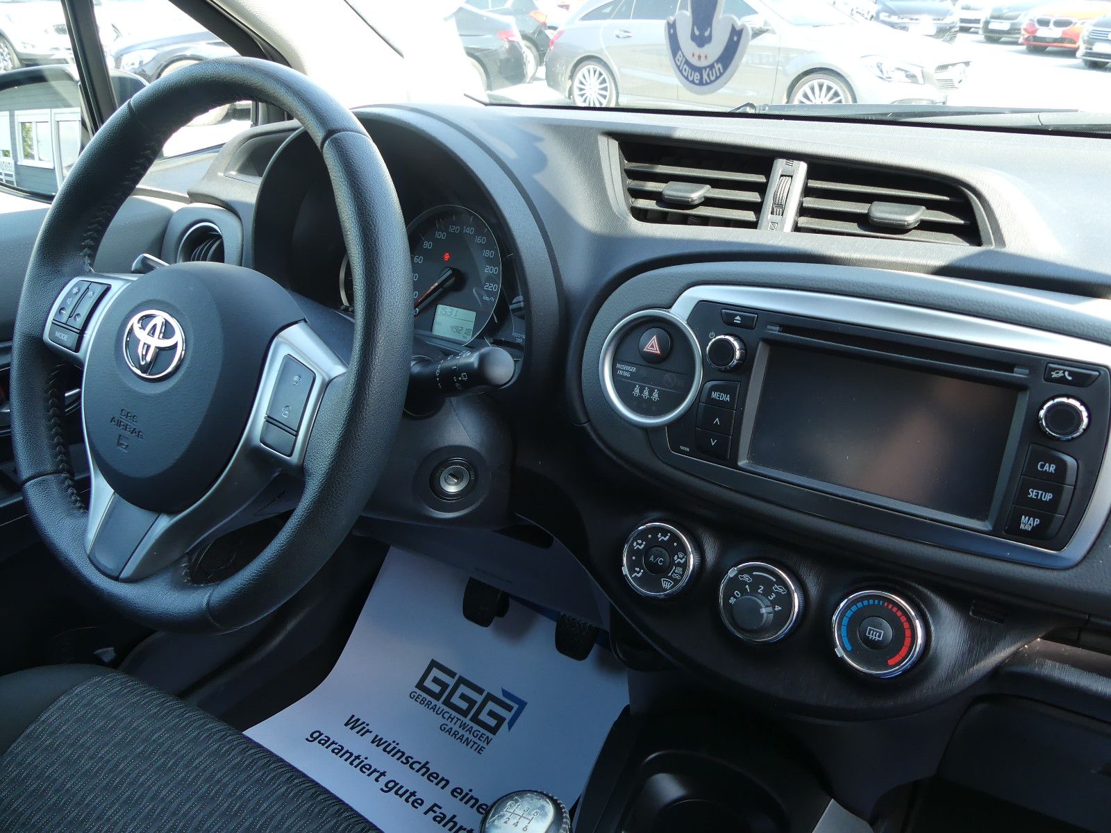 Fahrzeugabbildung Toyota Yaris Edition"1-HAND""NUR 49TKM"