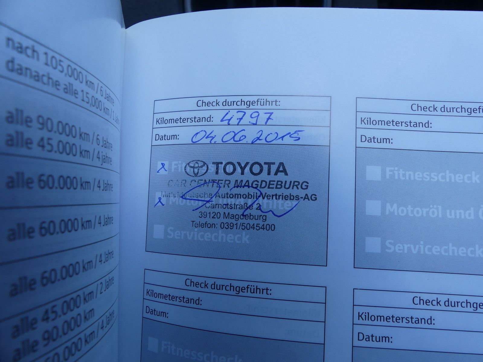 Fahrzeugabbildung Toyota Yaris Edition"1-HAND""NUR 49TKM"