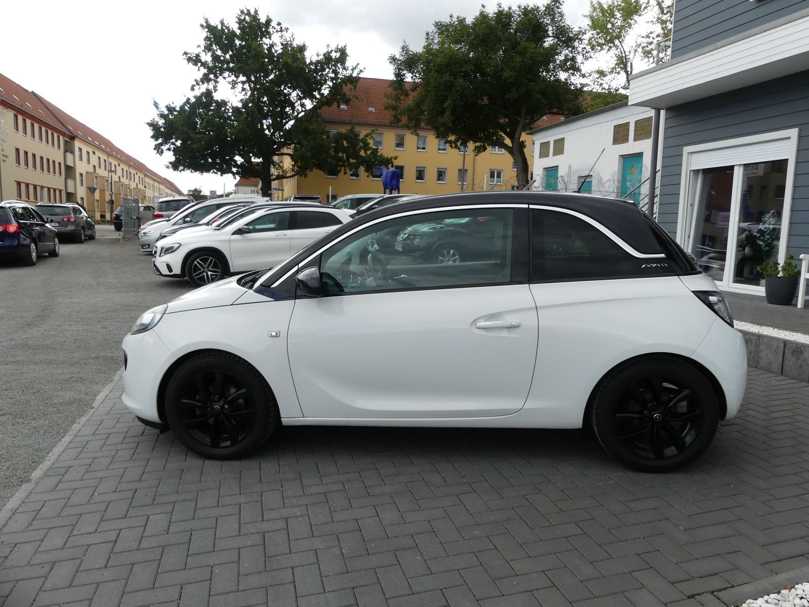 Fahrzeugabbildung Opel Adam Jam "89TKM"