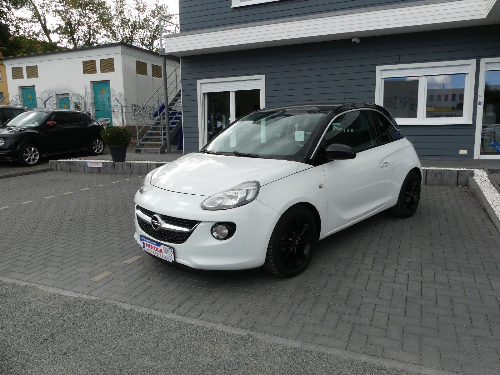 Fahrzeugabbildung Opel Adam Jam "89TKM"