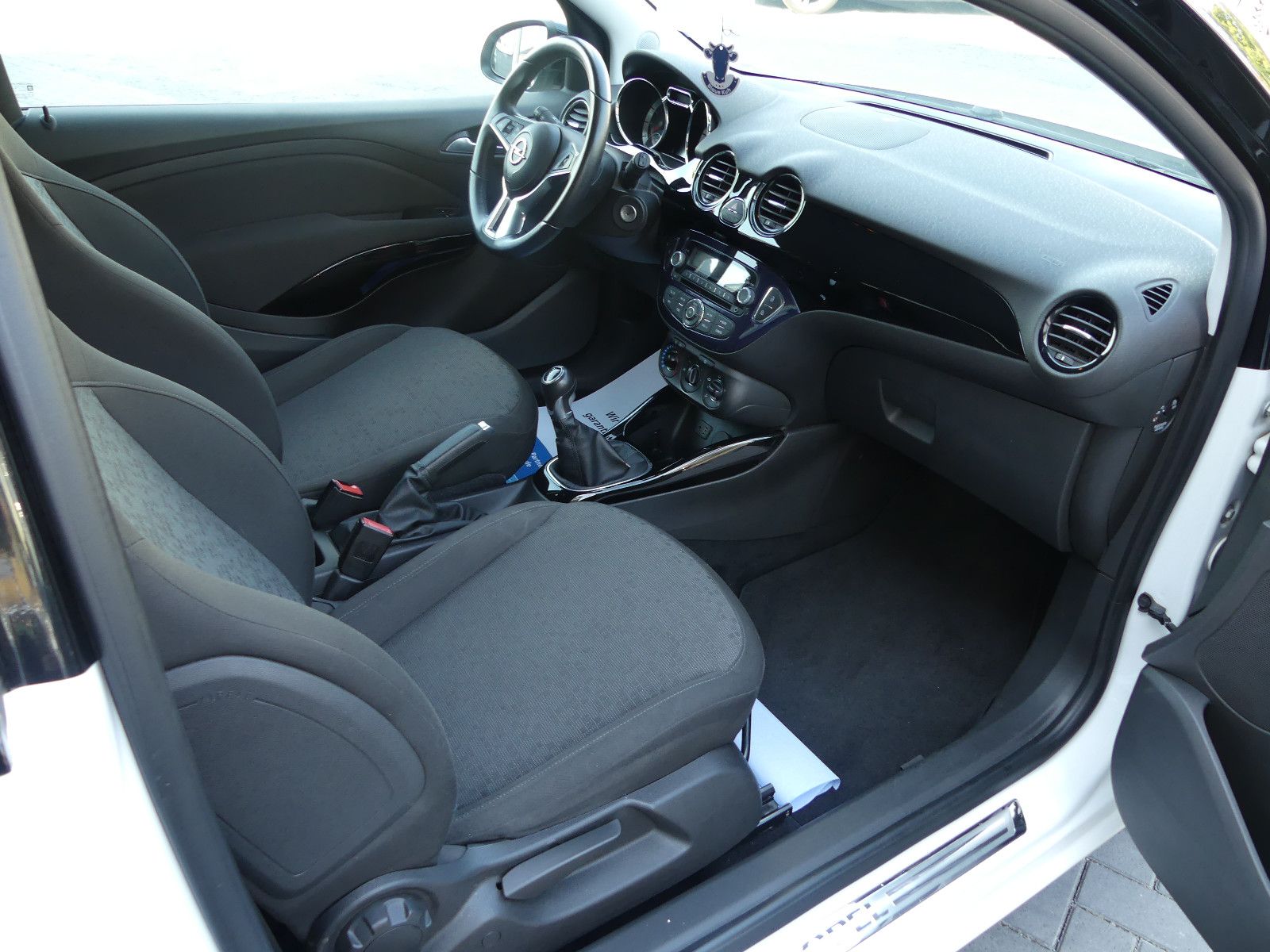 Fahrzeugabbildung Opel Adam Jam "89TKM"