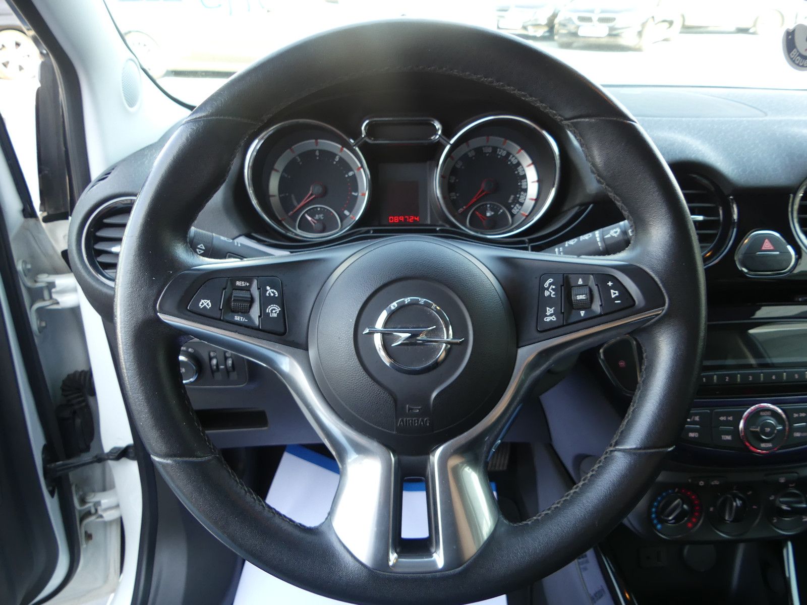 Fahrzeugabbildung Opel Adam Jam "89TKM"