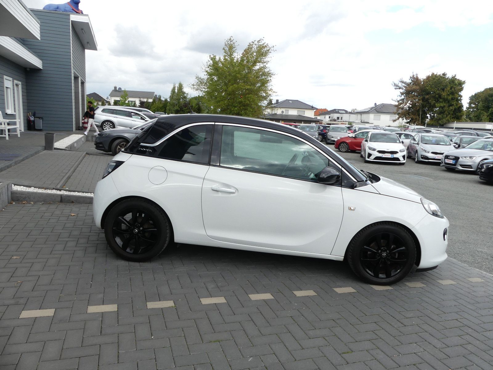 Fahrzeugabbildung Opel Adam Jam "89TKM"