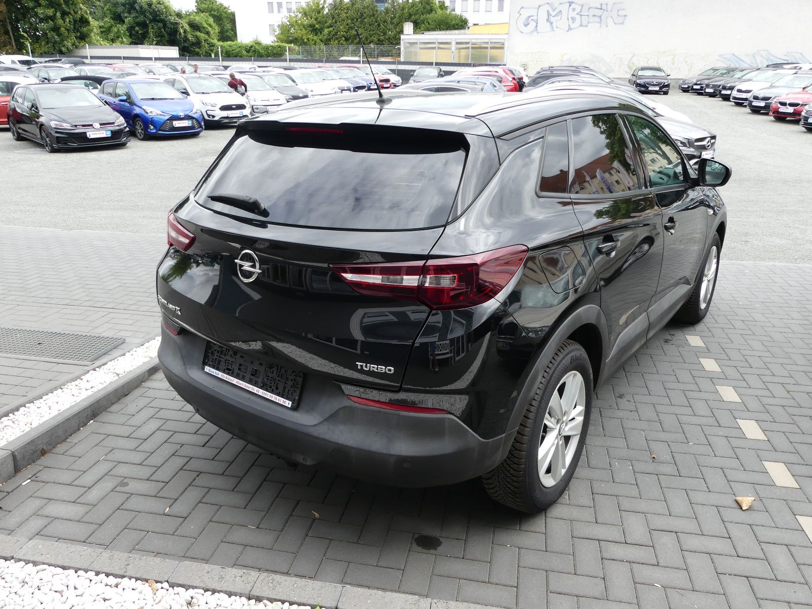 Fahrzeugabbildung Opel Grandland (X)
