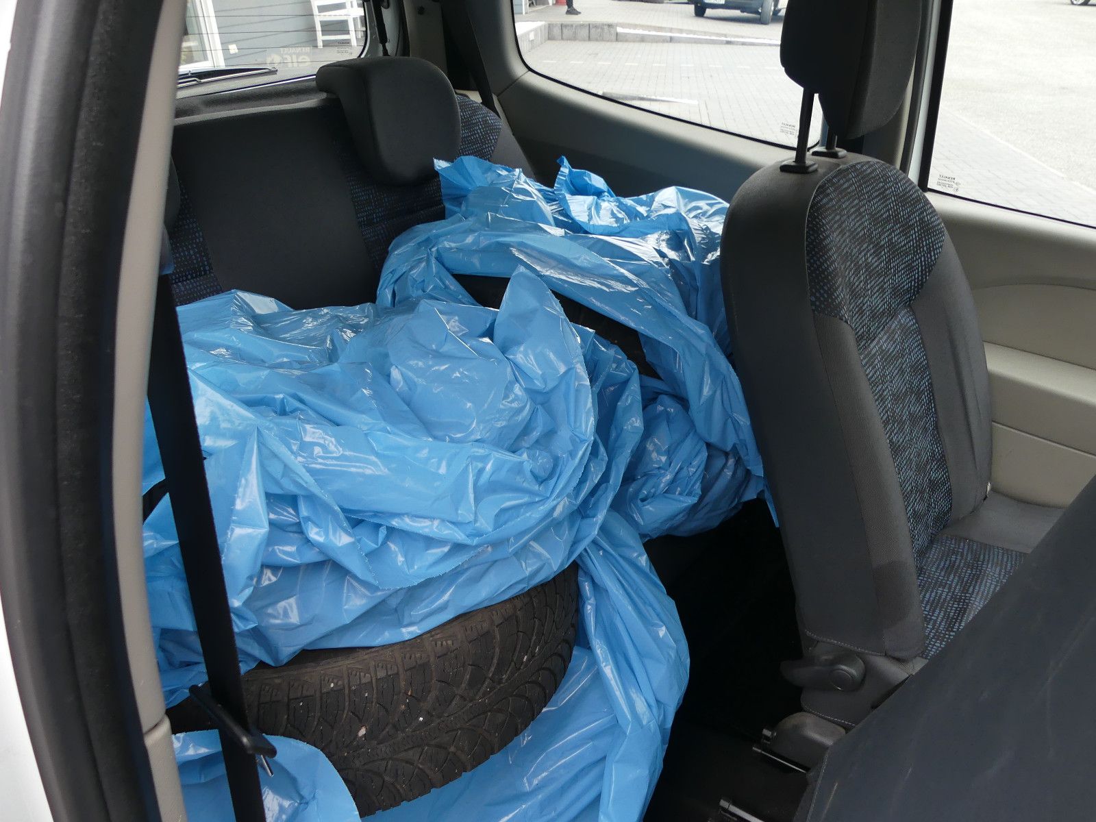 Fahrzeugabbildung Renault Twingo Authentique