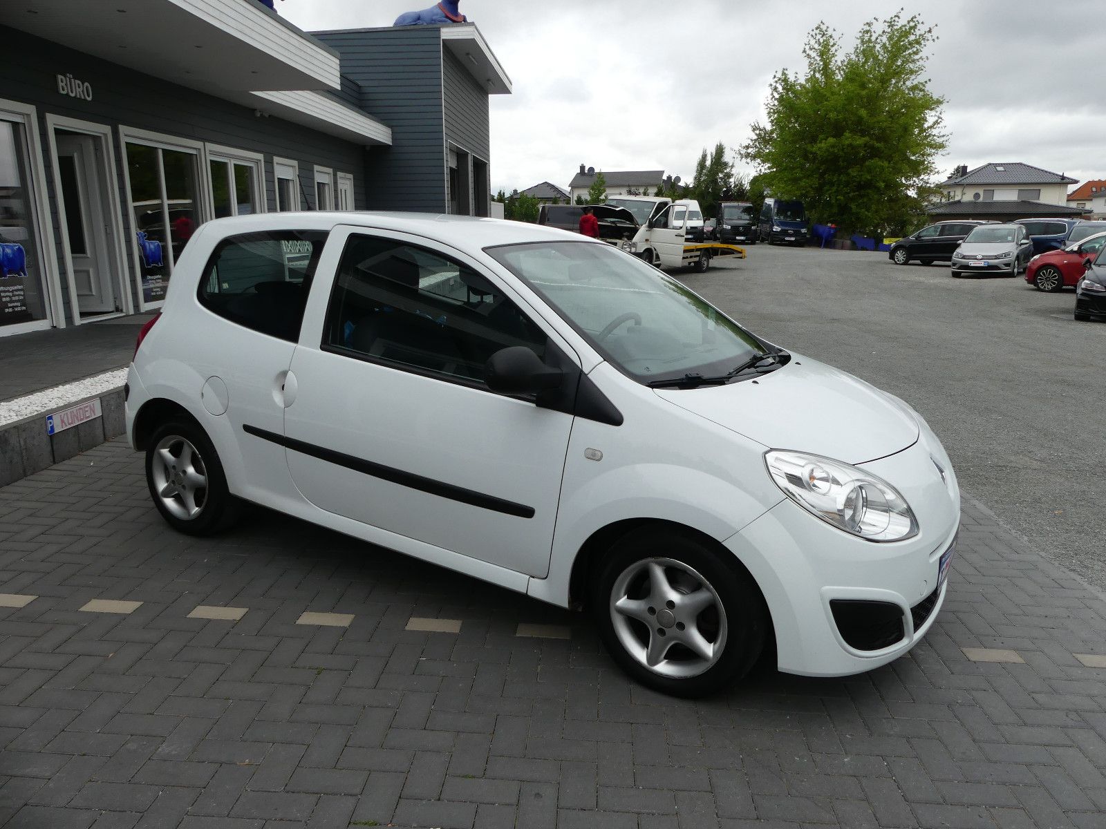Fahrzeugabbildung Renault Twingo Authentique