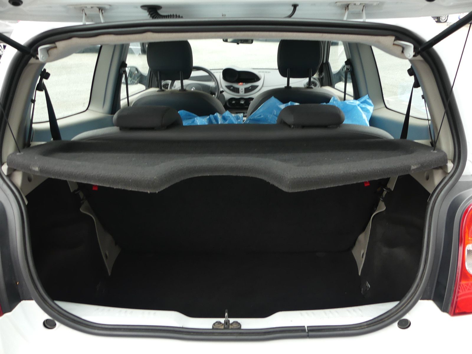 Fahrzeugabbildung Renault Twingo Authentique