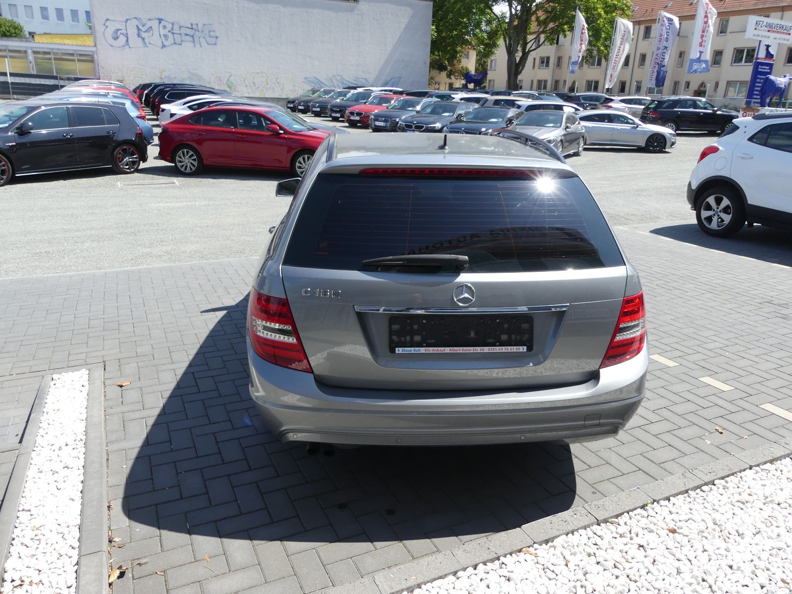 Fahrzeugabbildung Mercedes-Benz C 180 C T-Modell C 180 T CGI BlueEfficiency