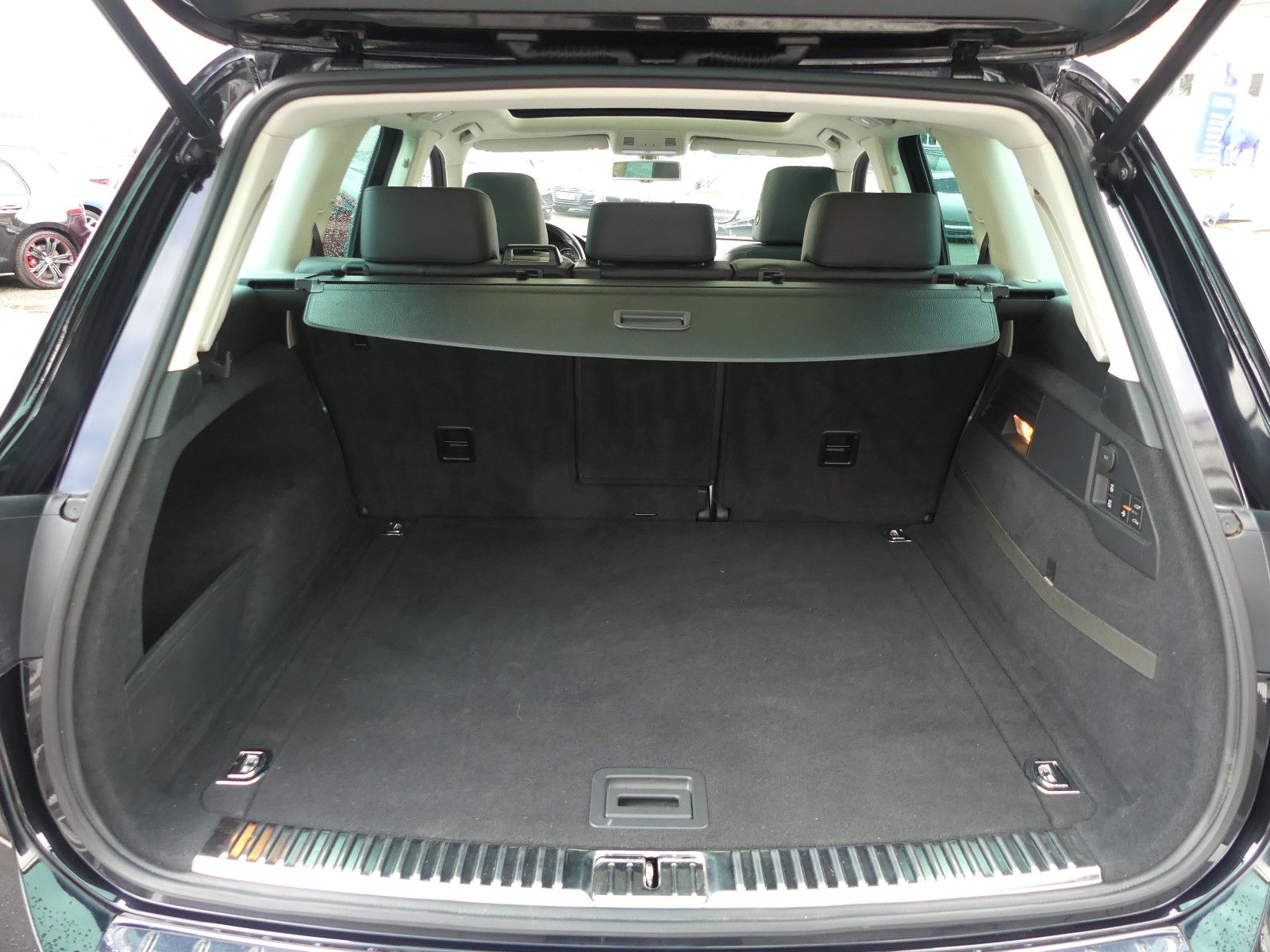 Fahrzeugabbildung Volkswagen Touareg V6 TDI BMT/Start-Stopp Terrain Tech 4Mot