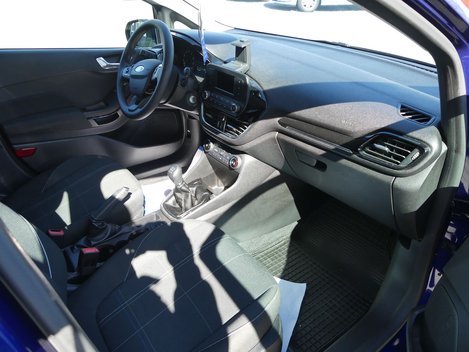 Fahrzeugabbildung Ford Fiesta Trend"21TKM"