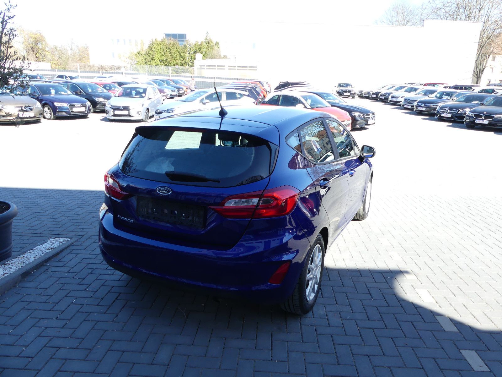 Fahrzeugabbildung Ford Fiesta Trend"21TKM"