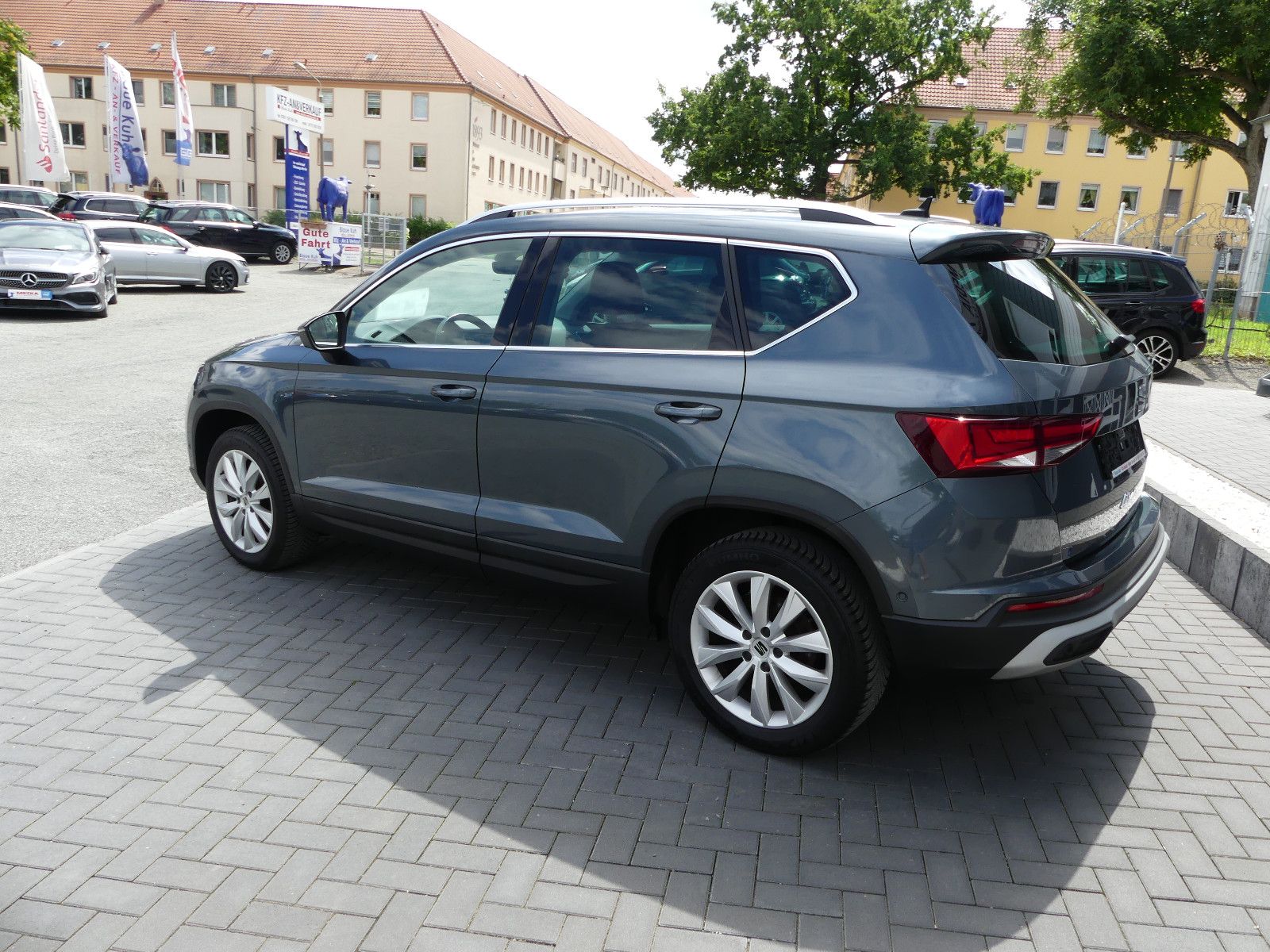 Fahrzeugabbildung SEAT Ateca Style"AUTOMATIK"
