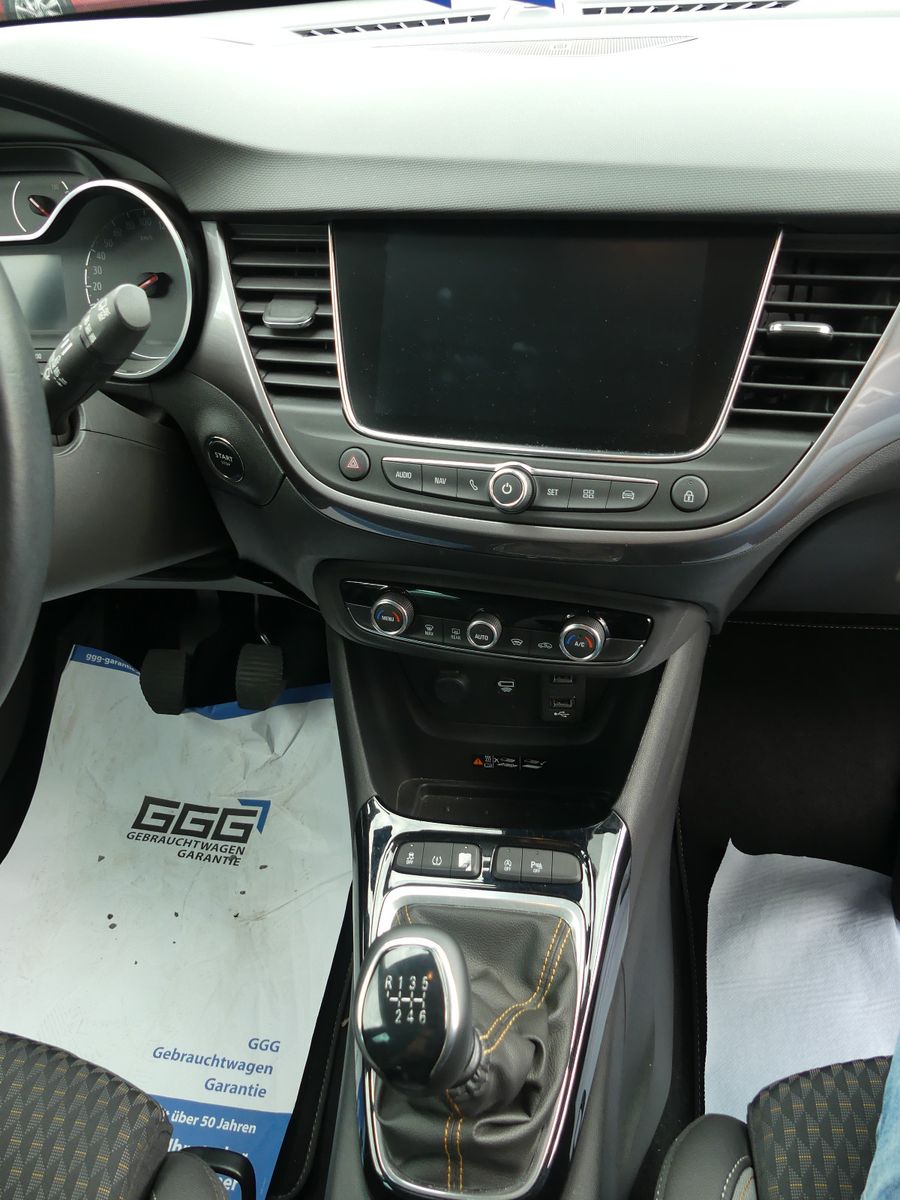 Fahrzeugabbildung Opel Crossland (X)