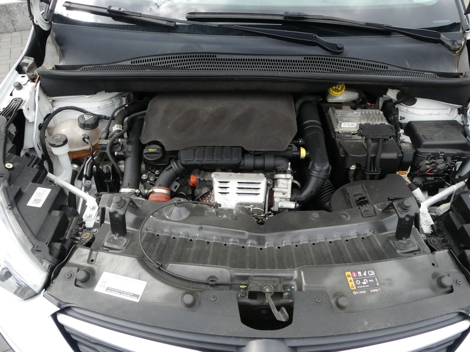 Fahrzeugabbildung Opel Crossland (X)