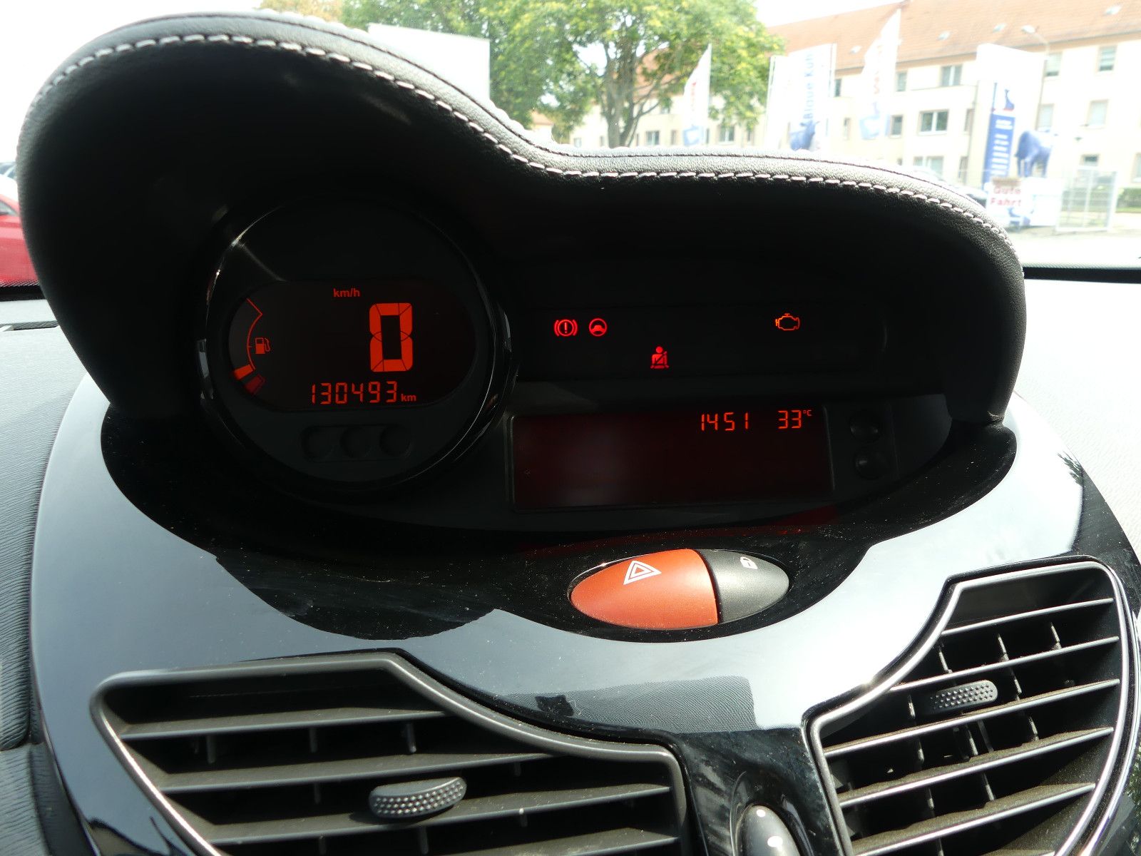 Fahrzeugabbildung Renault Twingo Night & Day