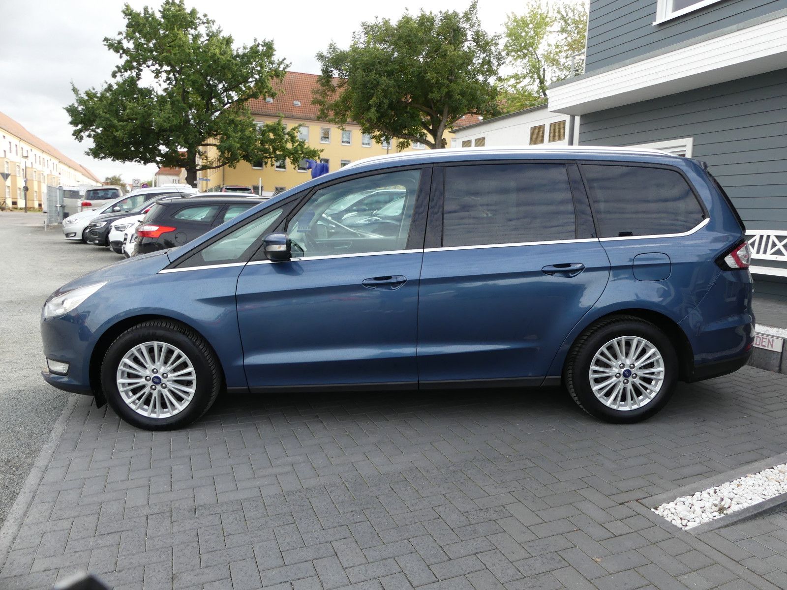 Fahrzeugabbildung Ford Galaxy Titanium"7.SITZER"1.HAND"