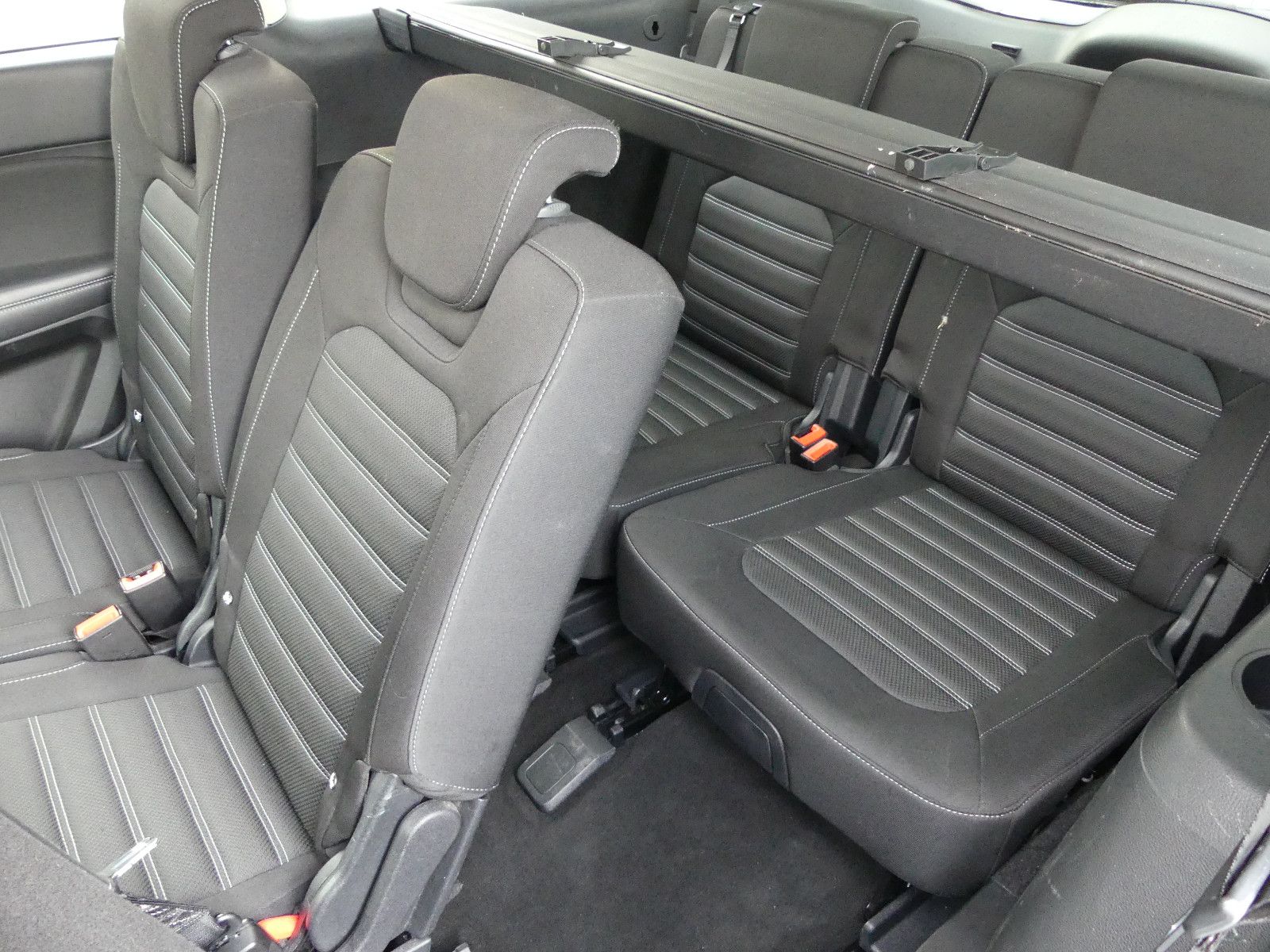 Fahrzeugabbildung Ford Galaxy Titanium"7.SITZER"1.HAND"