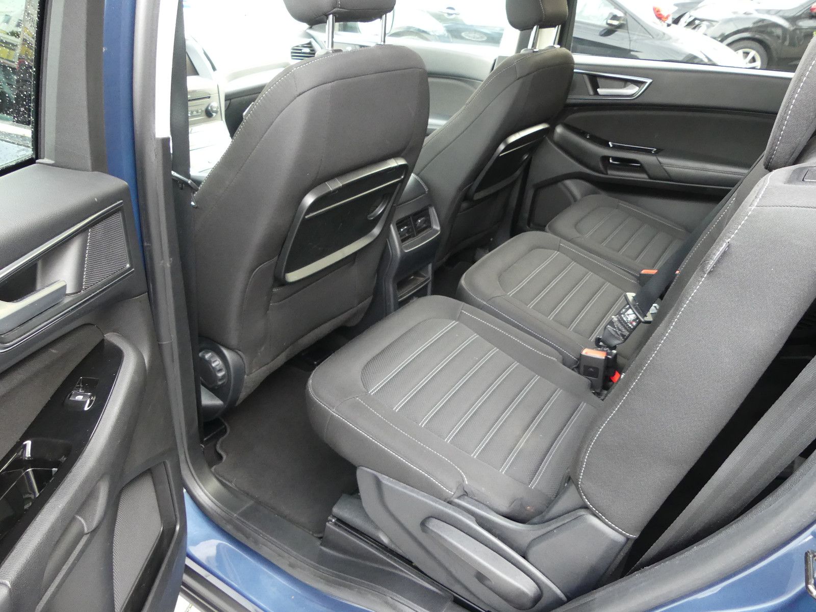 Fahrzeugabbildung Ford Galaxy Titanium"7.SITZER"1.HAND"